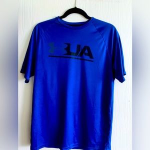 Gently used mens Under Armour HeatGear Sz M